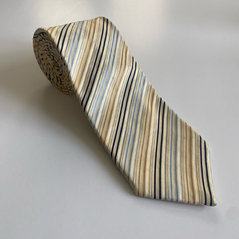 Brioni tie